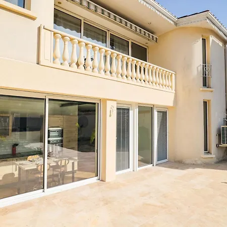 Casa vacanze Maison Plain Pied#Climatisation#Cognac#Centre#6 Personnes *